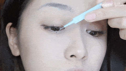 林一amp;刘浩存《离心力》路透曝光,无眼影妆=不画眼妆? - 明星网